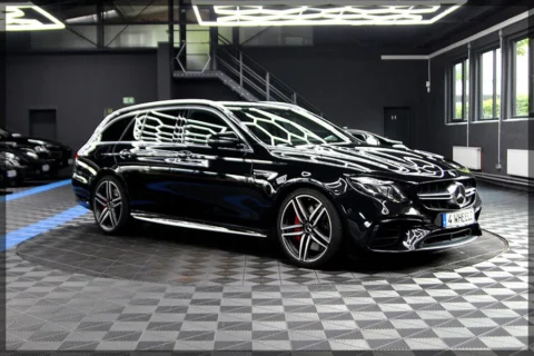 Mercedes-Benz E 63 AMG NAVI / CAM / PDC / LEDER